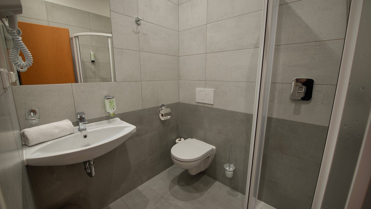 STW - 102 - koupelna.jpg