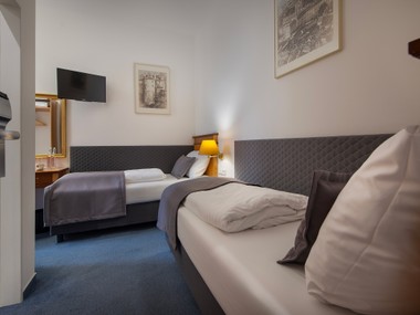 Kleiner Twin Zimmer Prague Season Hotel 4*