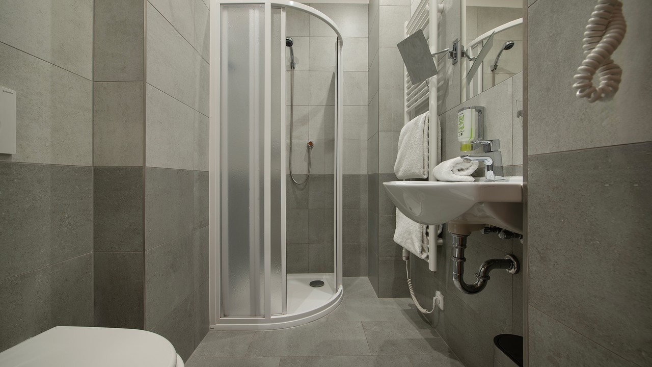 QDR - 104 - koupelna.jpg