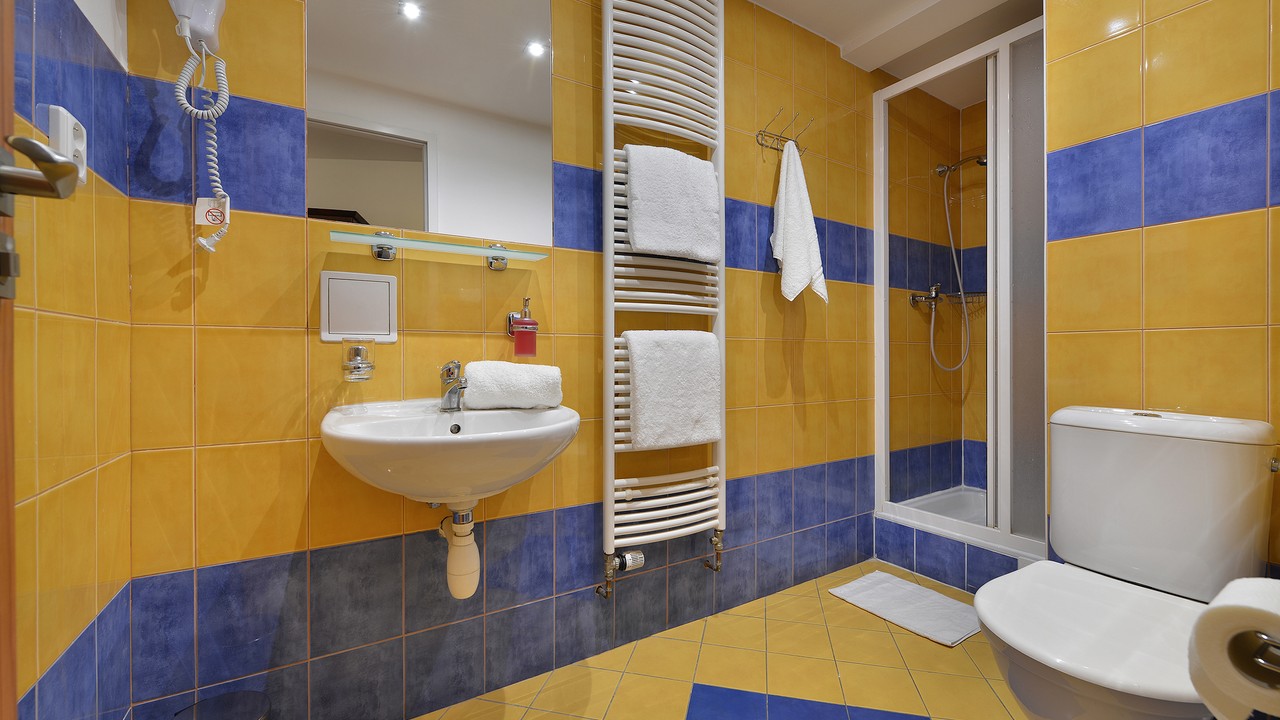 DBL - 2.patro - koupelna 1.jpg